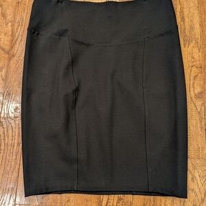 Ripe maternity skirt,  sz L, adjustable waist, black.